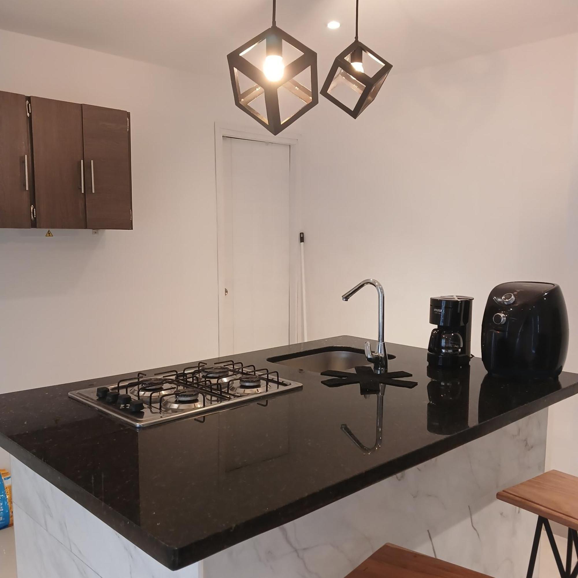 Hermoso Nuevo, Acogedor, Privado, Super Aseado, Excelente Ubicacion! *
